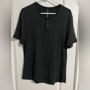 Lululemon Fubdamental Henley